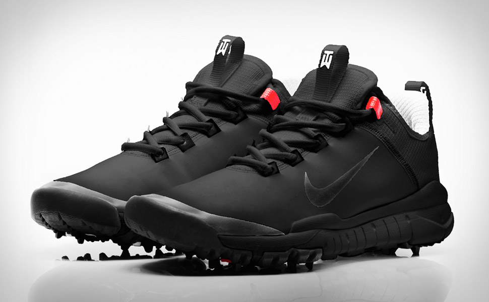 nike tiger woods golf shoes 2015